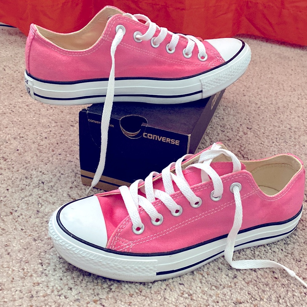Pink Classic Converse